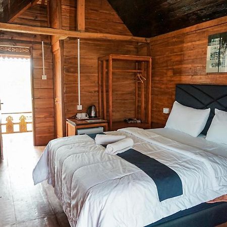 Rinjani Hill Hotel Сембалун Лаванг Экстерьер фото