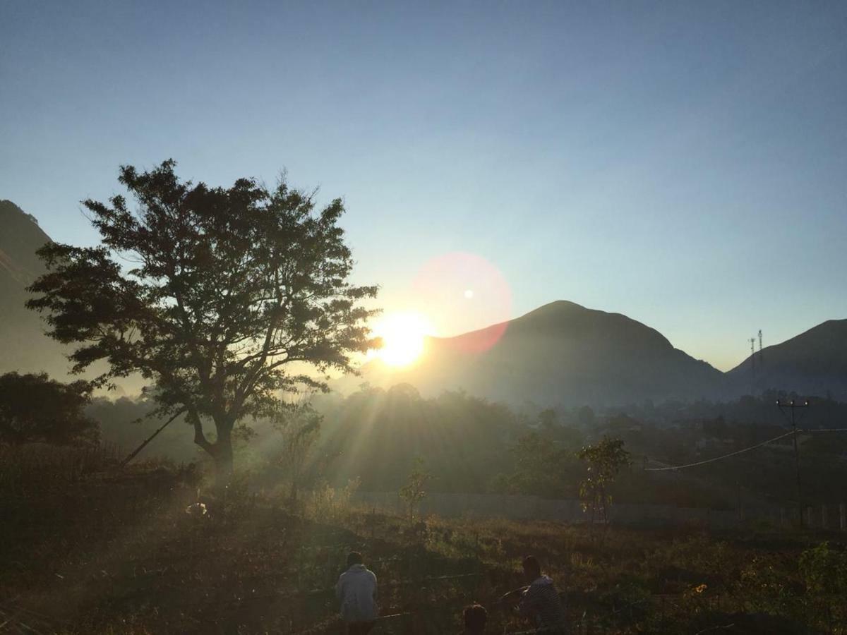Rinjani Hill Hotel Сембалун Лаванг Экстерьер фото