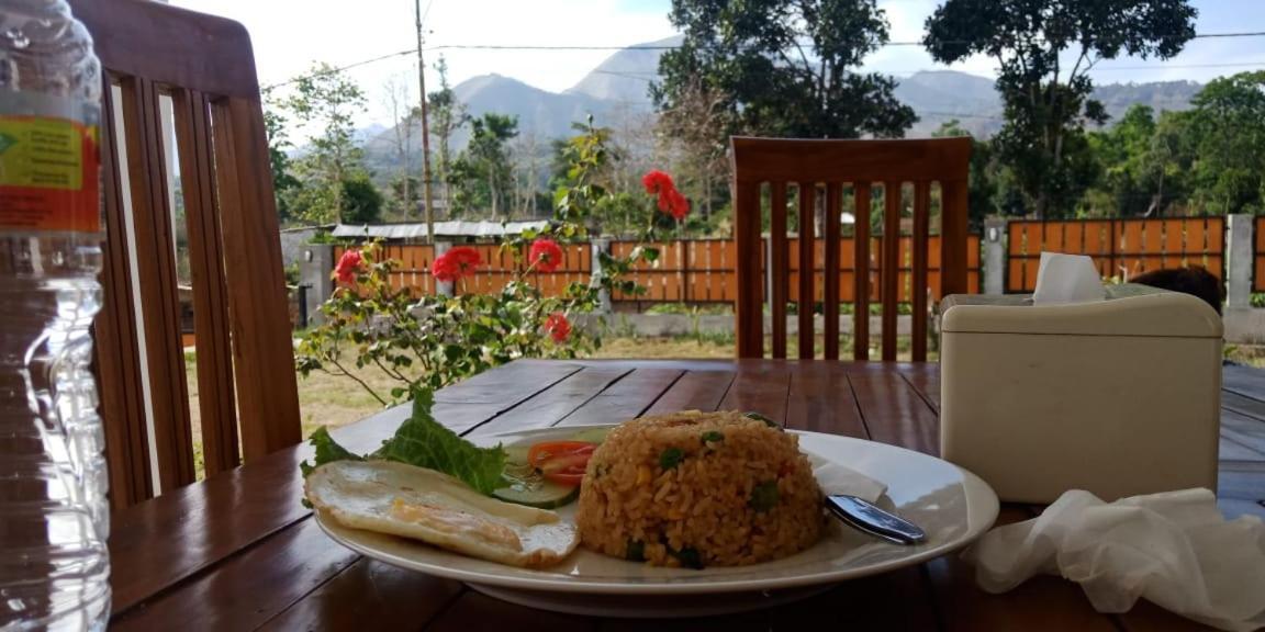 Rinjani Hill Hotel Сембалун Лаванг Экстерьер фото